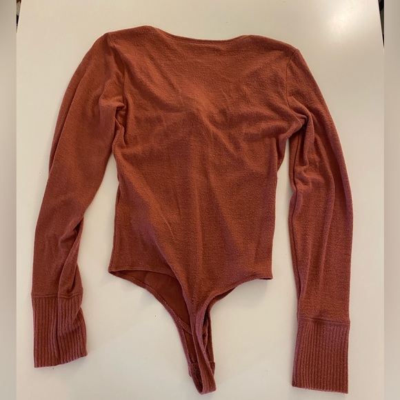 Abercrombie & Fitch Women’s bodysuit size xs, color burnt red - Picture 3 of 4
